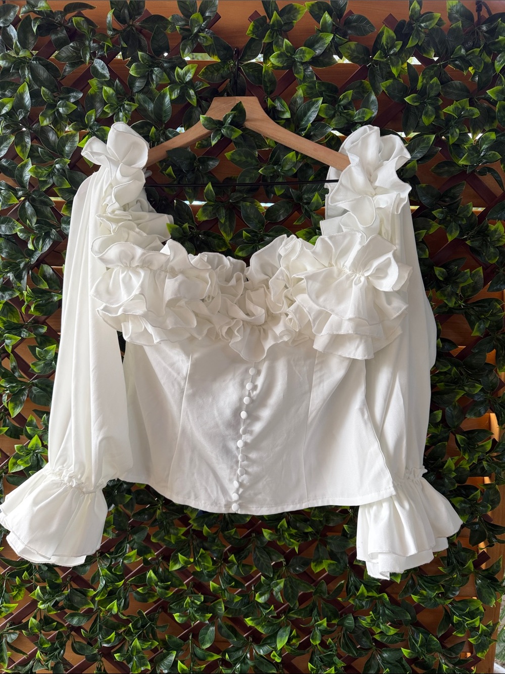 NWT PrettyLittleThing White Off-Shoulder Ruffle Blouse